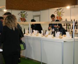 AOVE & NUTS experience