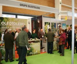 AOVE & NUTS experience